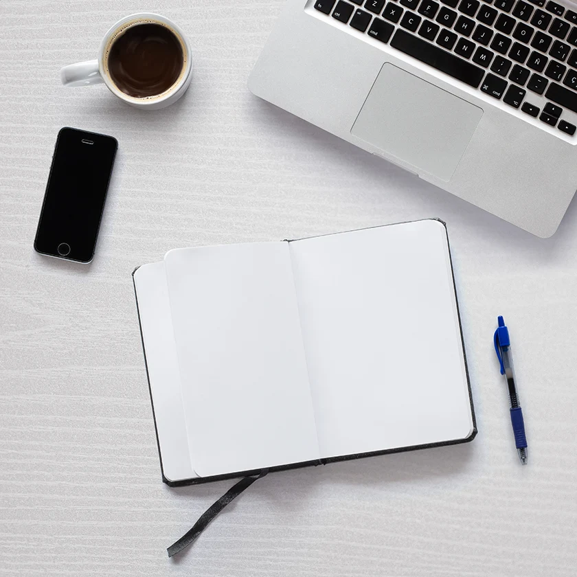 Hrvatska udruga stručnjaka zaštite na radu - laptop, notes i olovka